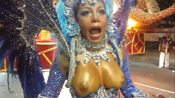 paulina reis with big breasts at carnival rio de janeiro - muse of unidos de bangu Video hay nhất mới