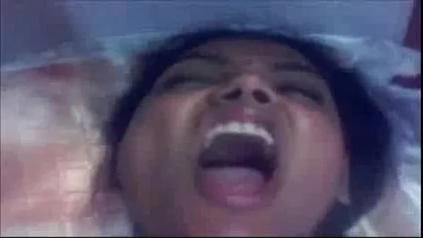 Nya Indain Girl masturbating with vicious expressions bästa videoklipp