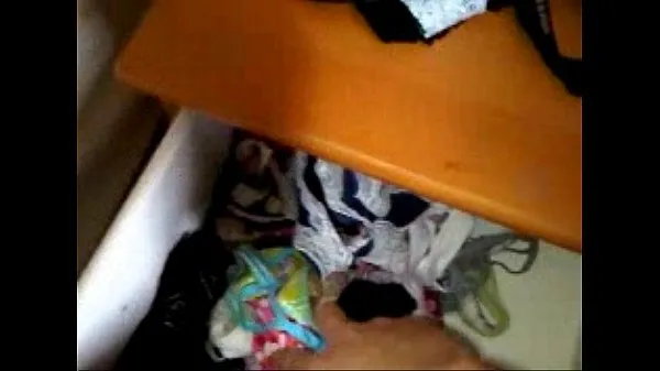 Tuoreet sisters thong collection and dirty thongs/clothes parasta videota