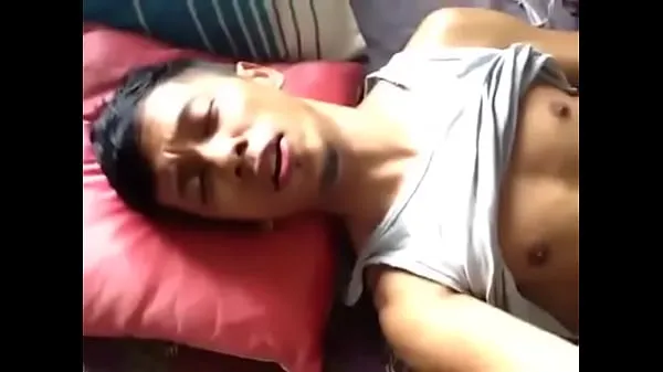 Handsome guy with a lustful face Video terbaik baru
