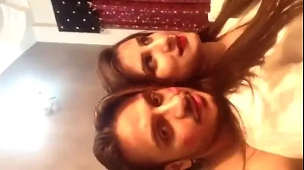 ताज़ा azka damn rude nimbuzz girl doing flirt with her husbands friend सर्वोत्तम वीडियो