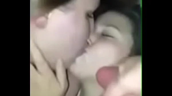 Φρέσκα kiss cum καλύτερα βίντεο