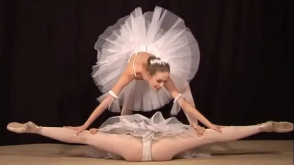 Amazing ballerina Tube Cupأفضل مقاطع الفيديو الجديدة