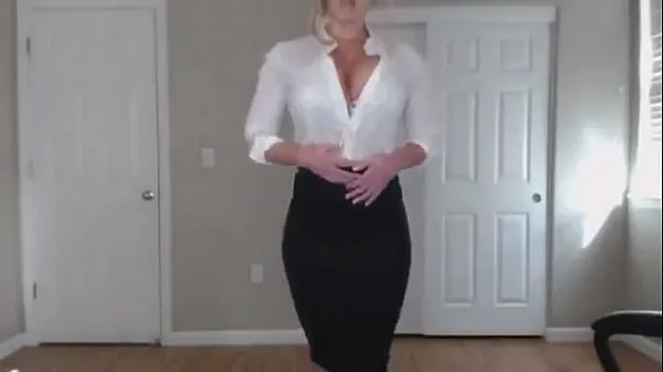 Nové MILF Blonde Webcam Strip Her Uncensored Scene HERE PASTE LINK najlepšie videá