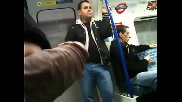 Friske showing stick in subway bedste videoer
