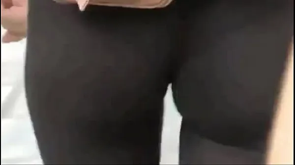 تازہ com 2612800 black leggings walking with panty lines بہترین ویڈیوز
