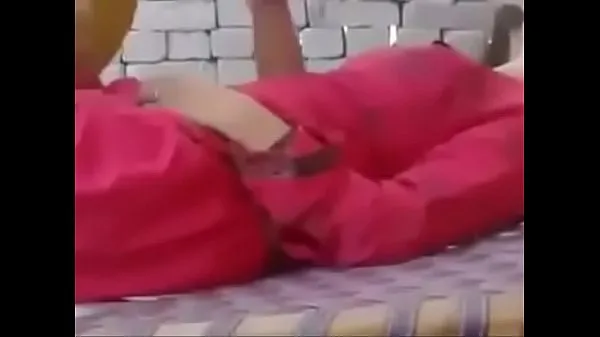 新鲜pakistani girls kissing and having fun最好的视频