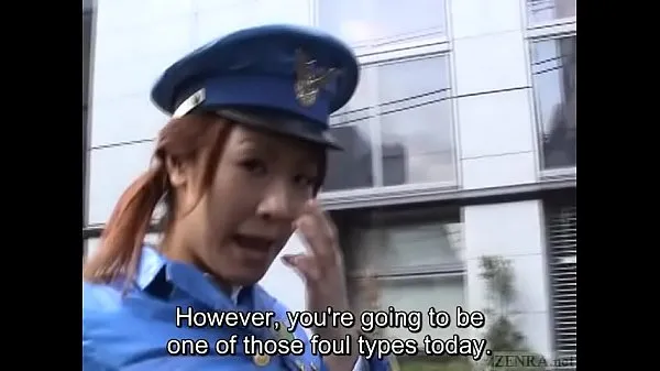 新鲜Subtitled Japanese public nudity miniskirt police striptease最好的视频