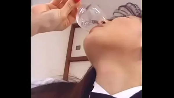 Φρέσκα Japanese Waitress Blowjobs And Cum Swallow καλύτερα βίντεο