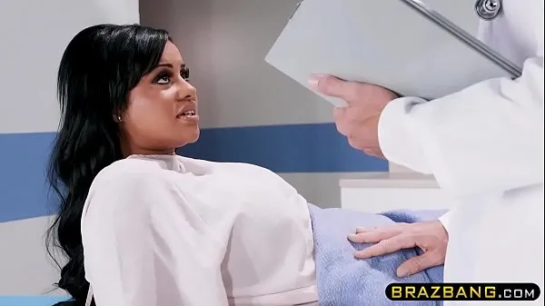 Sveži Doctor cures huge tits latina patient who could not orgasm najboljši videoposnetki