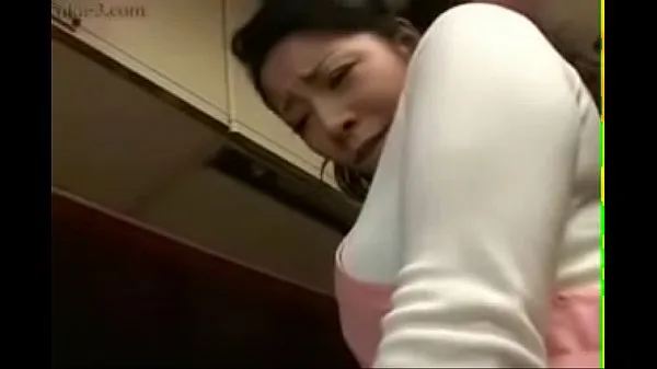 Japanese Wife and Young Boy in Kitchen Fun Video terbaik baharu