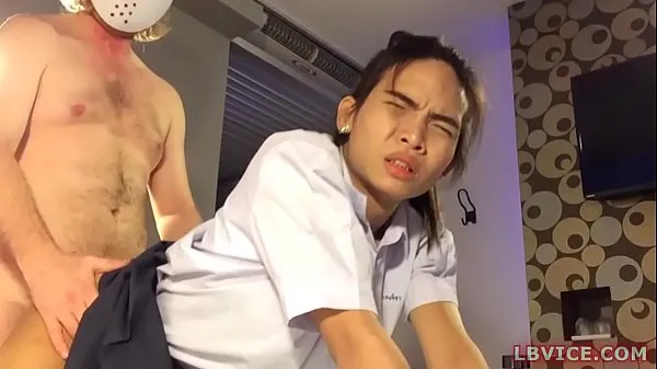 Nya Thai Shemale Ploy Fucked bästa videoklipp