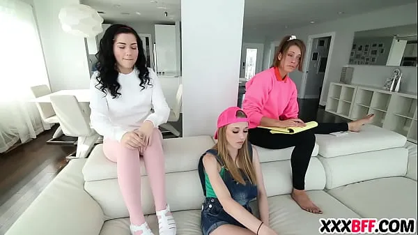 The Babysitters Club Sharing A Dick Video terbaik baru
