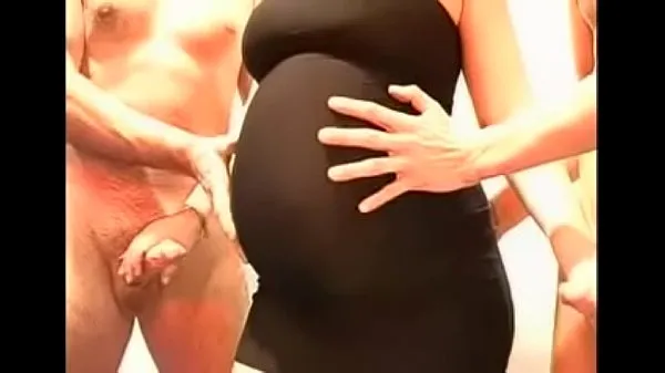 Nieuwe Pregnant in black dress gangbang beste video's