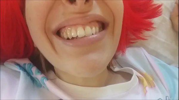 최신 Chantal lets you explore her mouth: teeth, saliva, gums and tongue .. would you like to go in 최고의 동영상