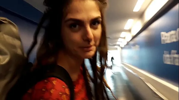 ताज़ा Dread Hot masturbating her boyfriend on a plane सर्वोत्तम वीडियो