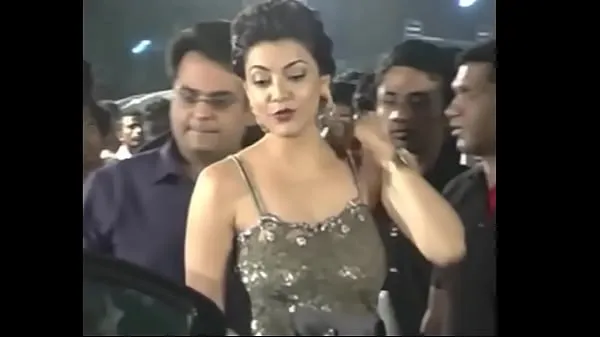 Φρέσκα Hot Indian actresses Kajal Agarwal showing their juicy butts and ass show. Fap challenge καλύτερα βίντεο