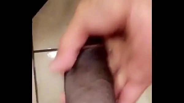 Nieuwe He seen my dick and wanted to stroke it at the gym beste video's