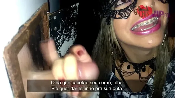 Ferske Cristina Almeida invites some unknown fans to participate in Gloryhole 4 in the booth of the cinema cine kratos in the center of são paulo, she curses her husband cuckold a lot while he films her drinking milk beste videoer