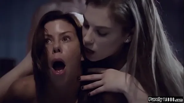 Ferske Busty patient relives sexual experiences beste videoer