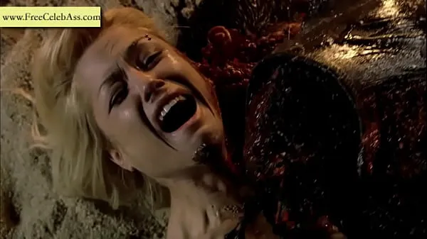 Nieuwe Pilar Soto Zombie Sex in Beneath Still Waters 2005 beste video's