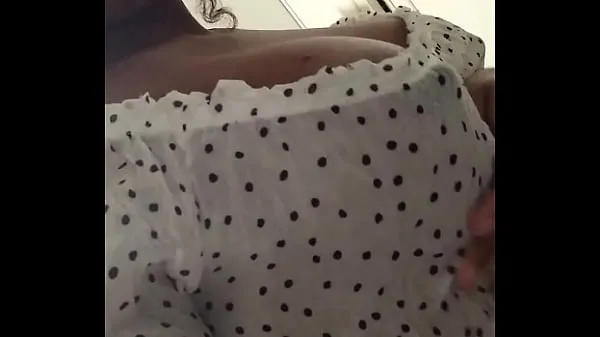 Taze Wet shirt tits tease en iyi Videolar