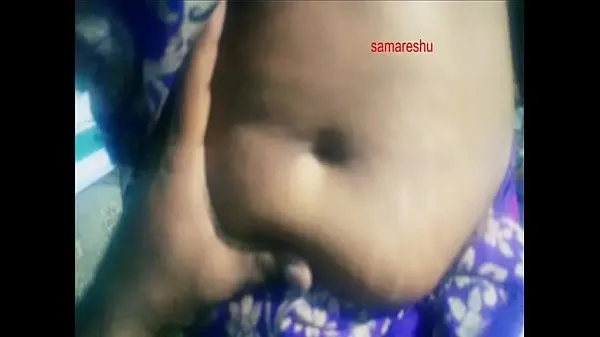 Fresh aunty showing navel and pussy best Videos