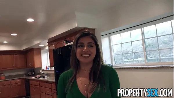 تازہ PropertySex Horny wife with big tits cheats on her husband with real estate agent بہترین ویڈیوز