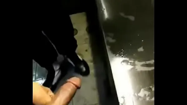 ใหม่ Good-mouthed policeman in the bathroom วิดีโอที่ดีที่สุด