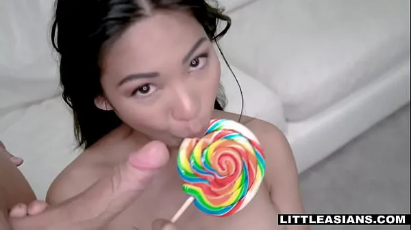 Ferske Sexy Asian slut Polly Pons fully enjoys a big dick beste videoer