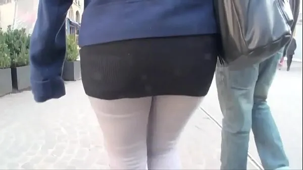 Ferske A young couple is contacted on the street to have anal sex in three beste videoer