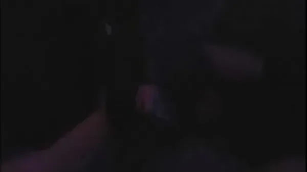 新鲜Fucking GF at night on cam最好的视频