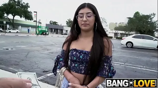 Nya Binky Beaz Gets Fucked For Fake Cash bästa videoklipp