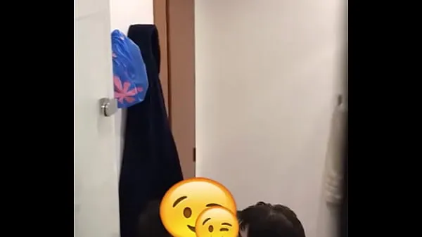 최신 I discover my friends in the bathroom by the loud moans 최고의 동영상