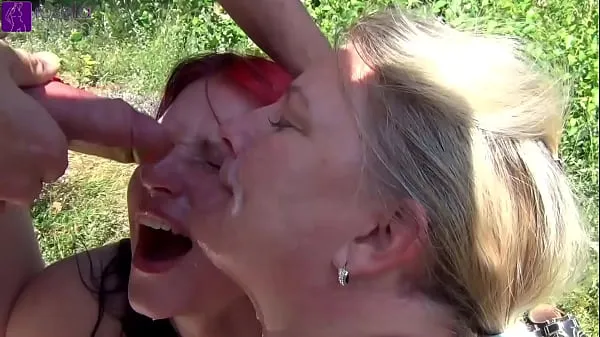 Nieuwe Stepmother and Stepdaughter were dirty used by countless men at a bathing lake! Part 2 beste video's