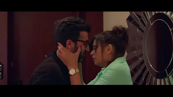 تازہ Shweta Tiwari Kiss بہترین ویڈیوز
