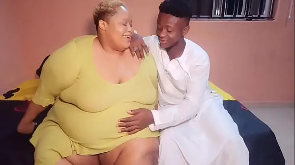 AfricanChikito Fat Juicy Pussy opens up like a GEYSER Video terbaik baharu