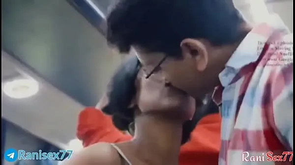 Ferske Teen girl fucked in Running bus, Full hindi audio beste videoer