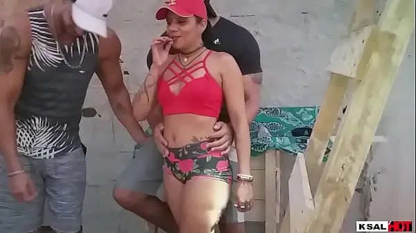 ताज़ा Ksal Hot and his friend Pitbull porn try to break into a house under construction to fuck, but the mosquitoes fucked with them सर्वोत्तम वीडियो