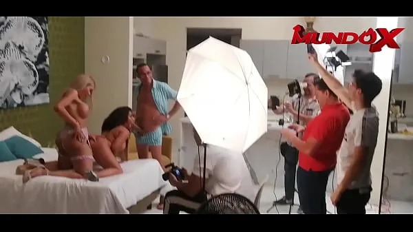 Behind the scenes - They invite a trans girl and get fucked hard in the ass melhores vídeos recentes