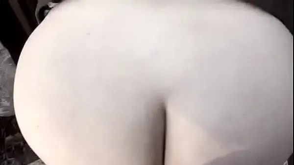 Nové Hot Ass Tight Pussy Chick Takes Dick Outside in the Snow najlepšie videá