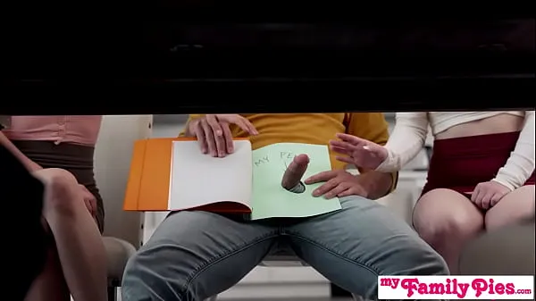 ताज़ा Stepbrother Is Thankful For His Penis - S22:E3 सर्वोत्तम वीडियो