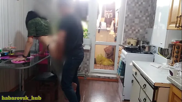 husband showered and wife fucked by best friend Video terbaik baru