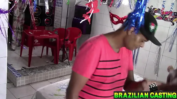 Nieuwe SEXO GRUPAL NA FESTA DO SAMBA BRAZIL MUITO SEXO NA BUCETA NO CUZINHO O MELHOR CARNAVAL DO BRASIL 2022 beste video's