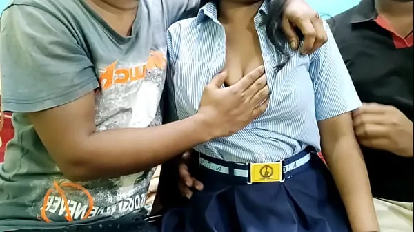 Ferske Two boys fuck college girl|Hindi Clear Voice beste videoer