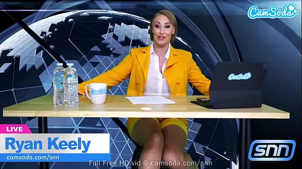 Camsoda - Big Boobs MILF Ryan Keely Gets Freaky With Sex Machine Live On Air Video terbaik baharu