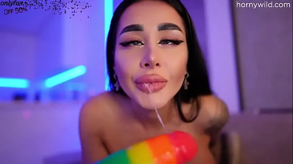 Taze I like to fuck my mouth hard with big dildo en iyi Videolar