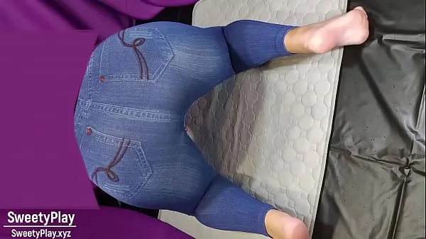 Friss Big ass in jeans pissing with vibrator legjobb videók