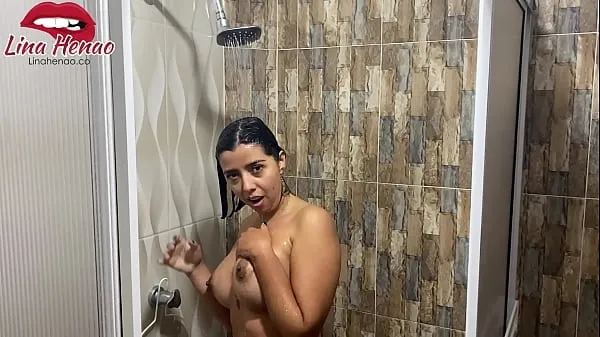 Nieuwe My stepmother catches me spying on her while she bathes and fucks me very hard until I fill her pussy with milk beste video's