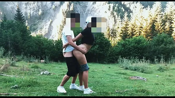 Girl fucked in the forest Video terbaik baharu